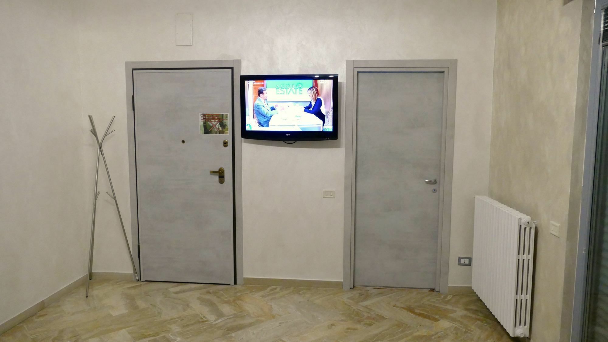 ברינדיזי Penthouse Station Luxury Suites & Apartment מראה חיצוני תמונה